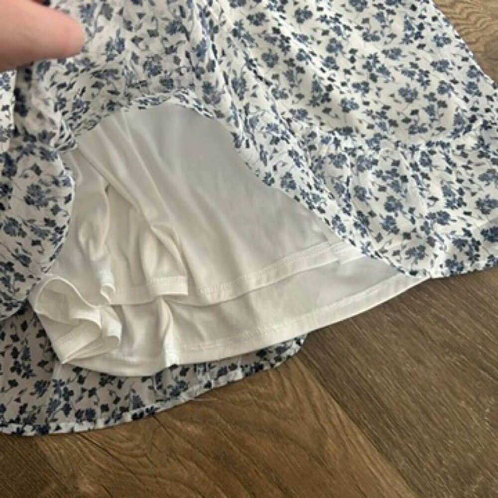 blue and white flower dress - Picture 4 of 4